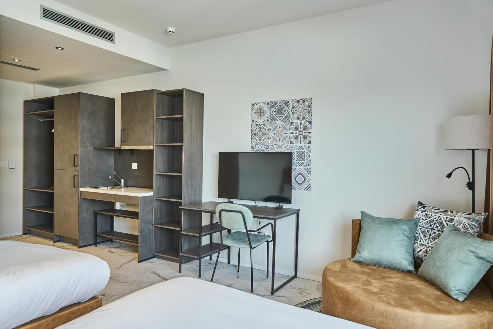 Student Experience Madrid Pozuelo - Luxury Hostel بوثويلّو ذي الأركون المظهر الخارجي الصورة